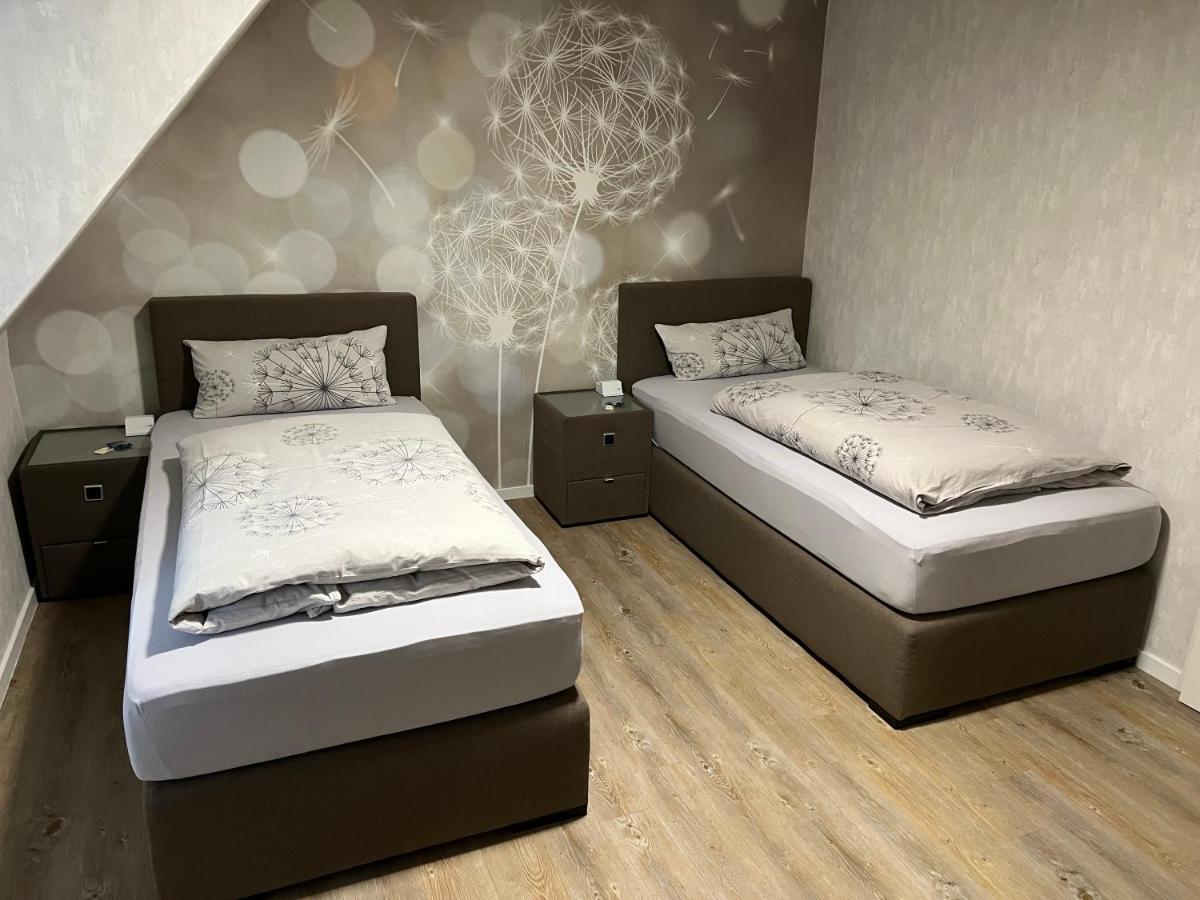 Peedy'S Luxurioese 60M² Wohnung Mit Balkonterrasse Щаде Екстериор снимка
