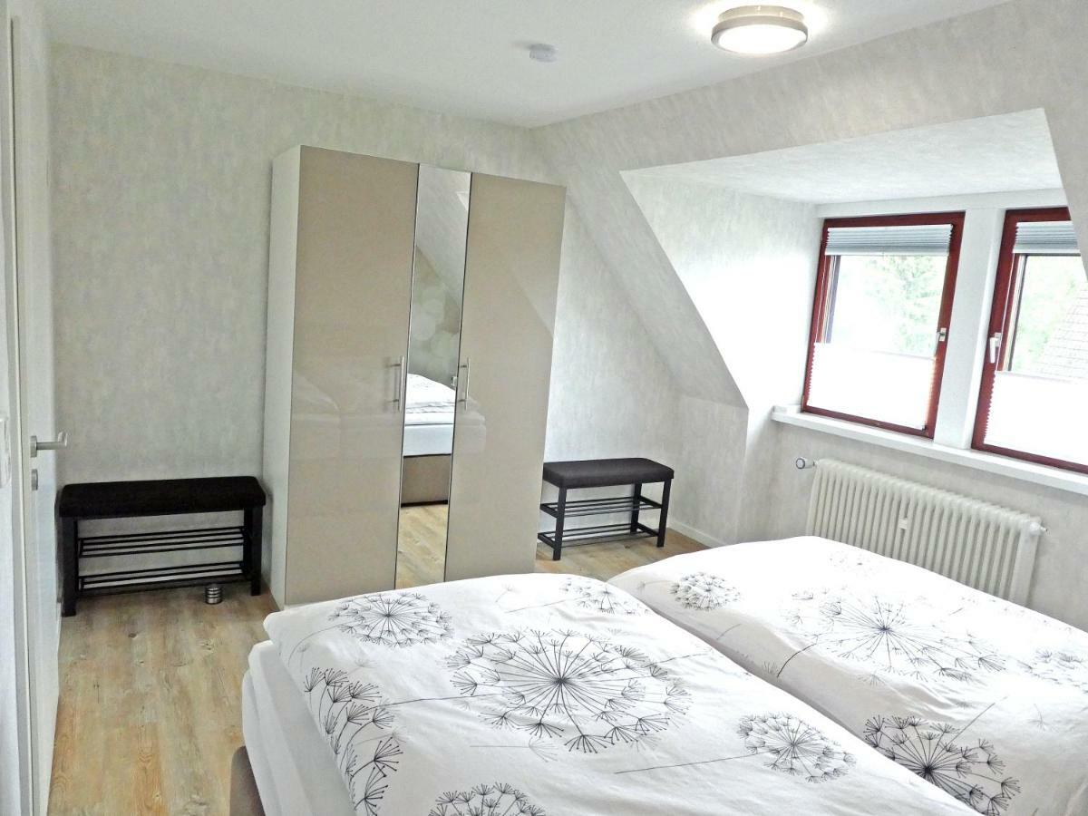 Peedy'S Luxurioese 60M² Wohnung Mit Balkonterrasse Щаде Екстериор снимка